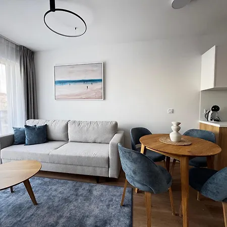 アパート Anchoria Honest-serwis